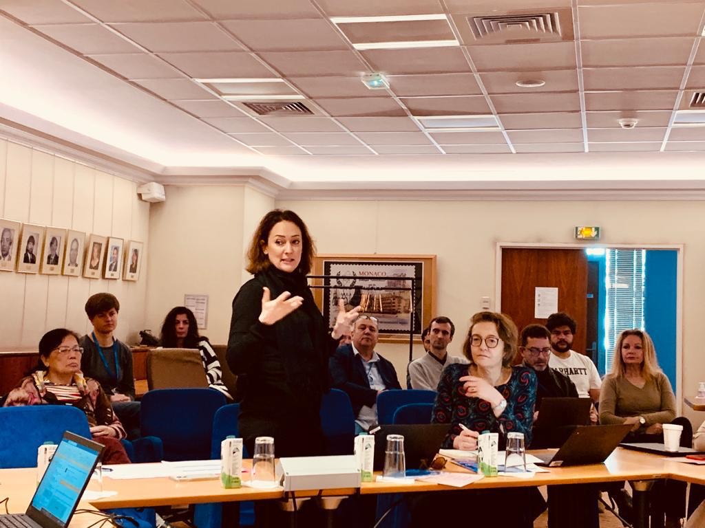 Janette Donner, WiN-IAEA Chapter president, addresses members.